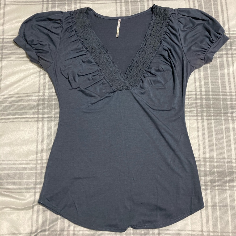 Cute V-neck Top